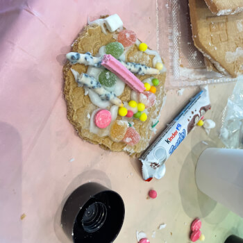 Eat your leftover lollies!