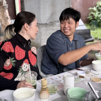 Perfect for a creative date, a catch-up with friends or a relaxing solo activity.
