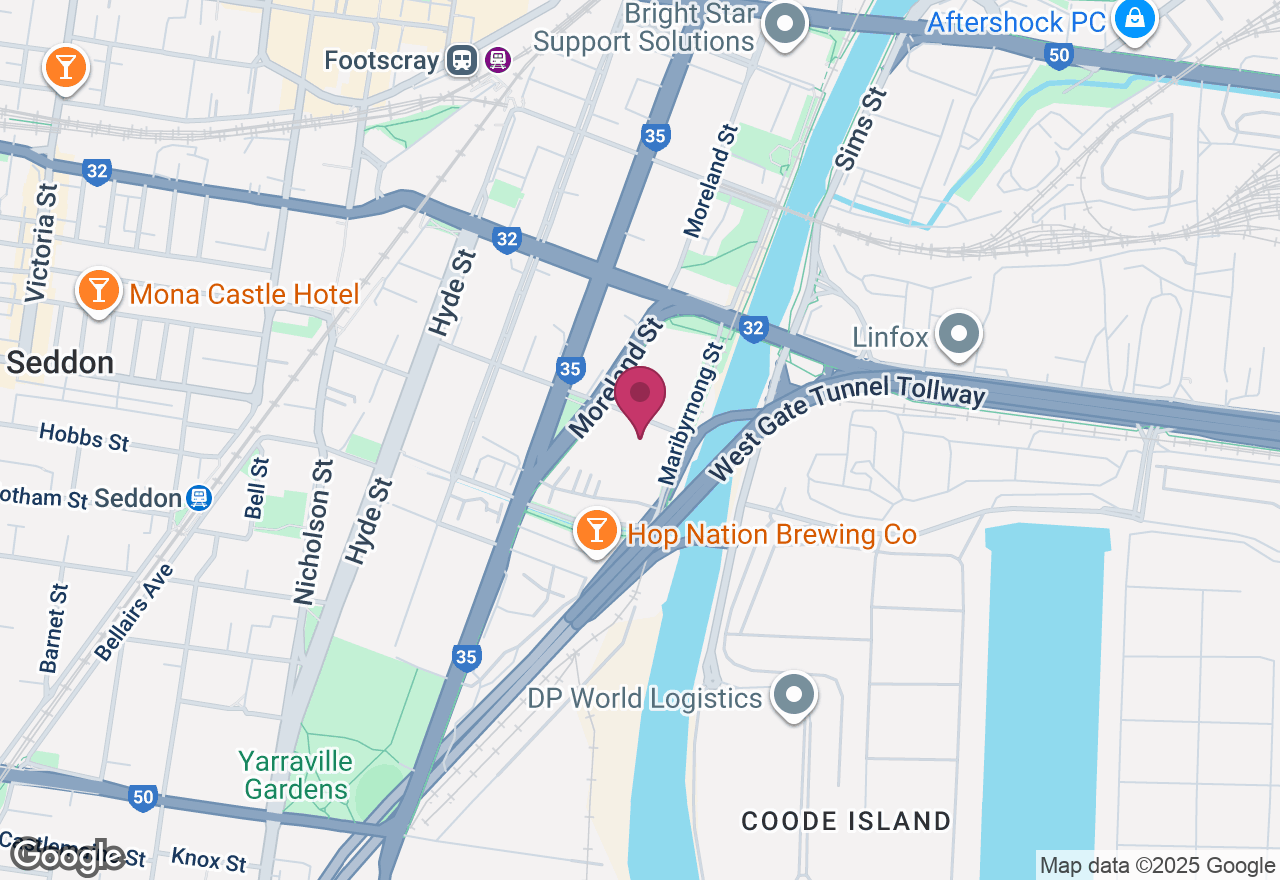 Build a Fresh Christmas Wreath Workshop location