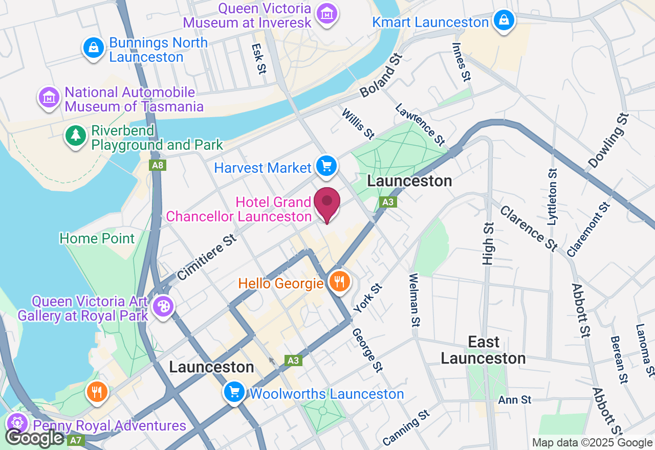 Ceramic Painting Workshop in Launceston location