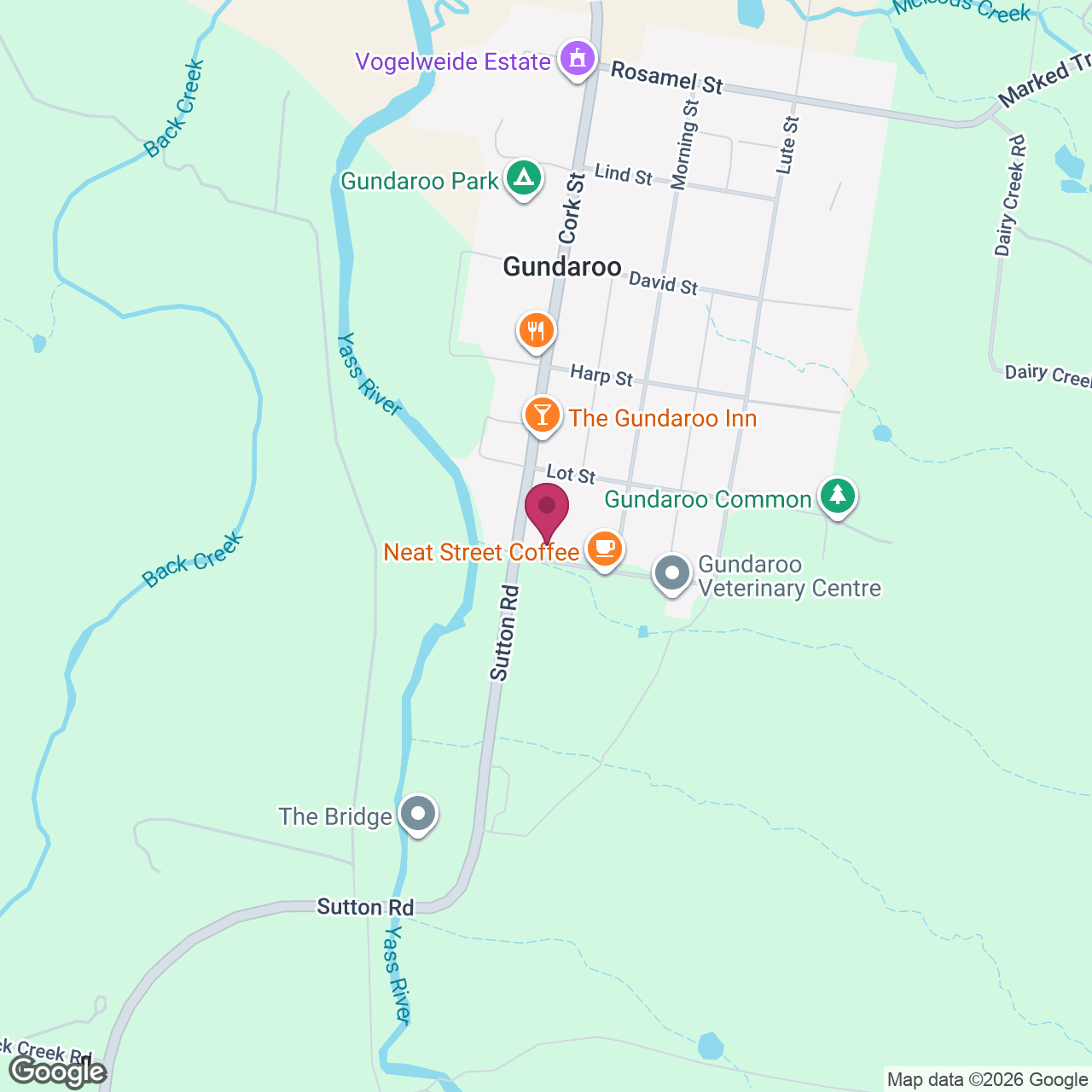 Daphne & May location