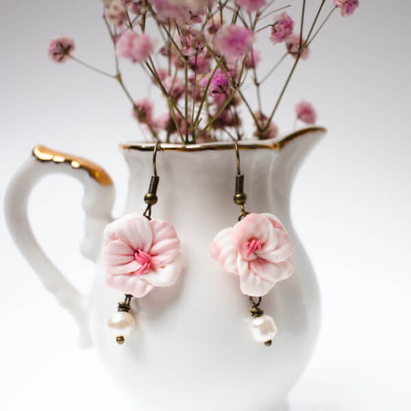 Photo from a Elviera Lumowa workshop