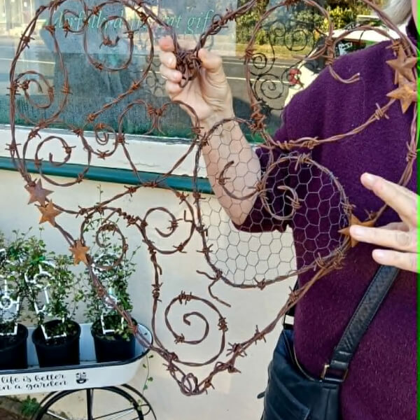 Sculpture and Assemblage class by Garden of Wire Craft Workshops