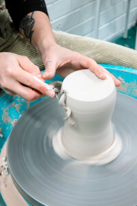 Pottery class by Hound Ceramics