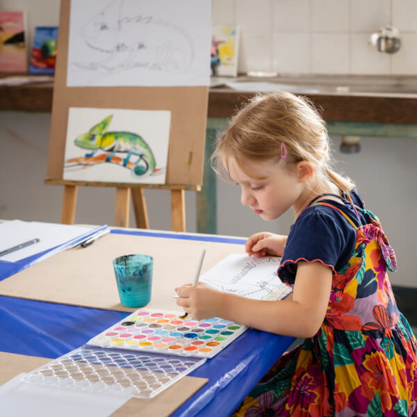 Painting class by Iris Art Studio