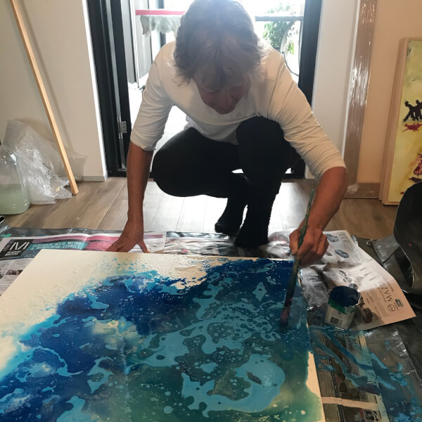 Painting class by Louise Farnay
