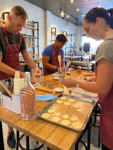 Baking and Desserts class by Margot & Montanez
