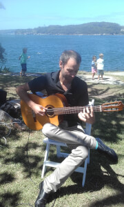 Performance in Shark Island,Sydney National Park