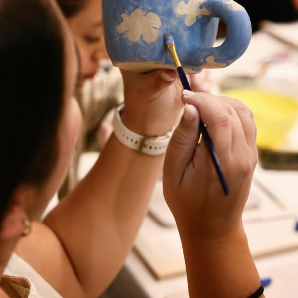 Pottery class by Market Studio