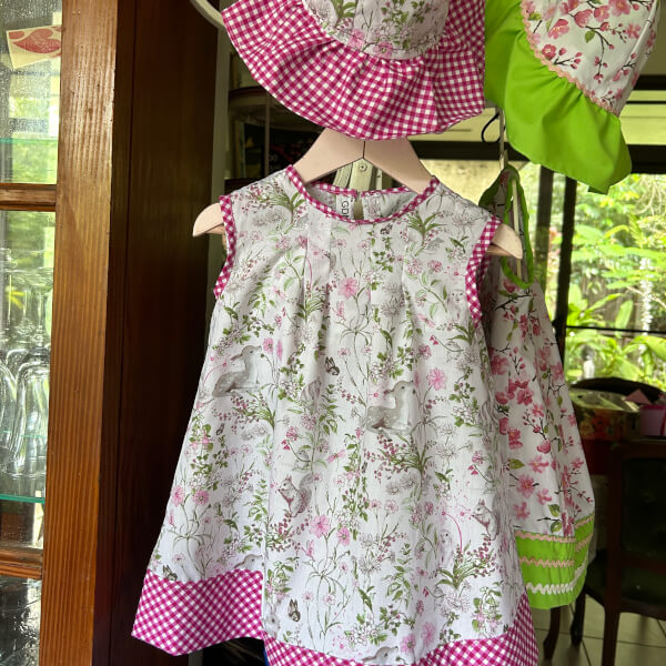 Photo from a Pink Shop Oz workshop