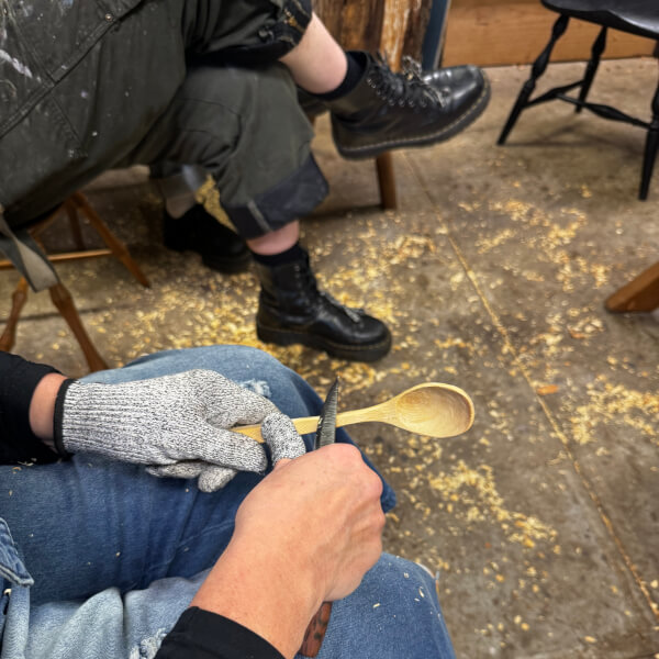 Woodworking class by Rémy Tramoy