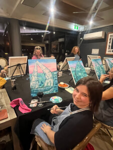 Painting class by Rose & Renoir