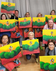 Painting class by Stunned Emu Designs by Wendy Binks