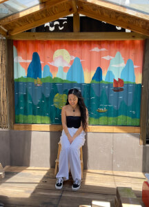 Painting class by sun and mon community