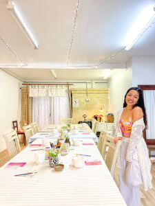 Painting class by sun and mon community