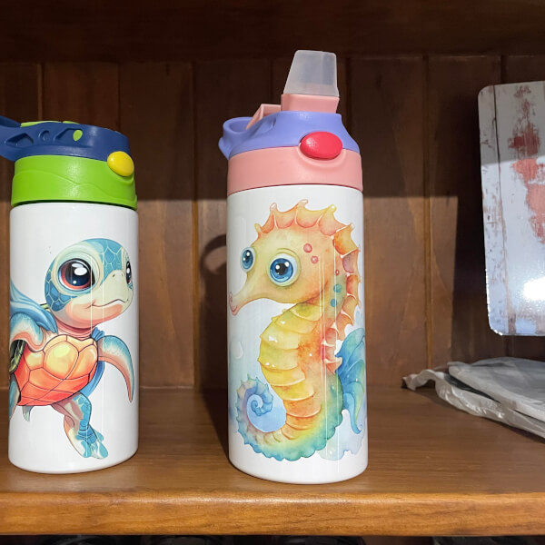 Fluid Art class by Tee Ferlin