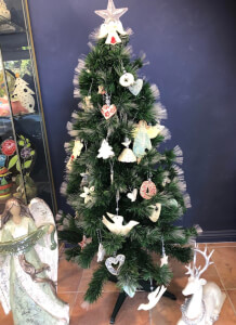 Pottery class by Tennyson Studio