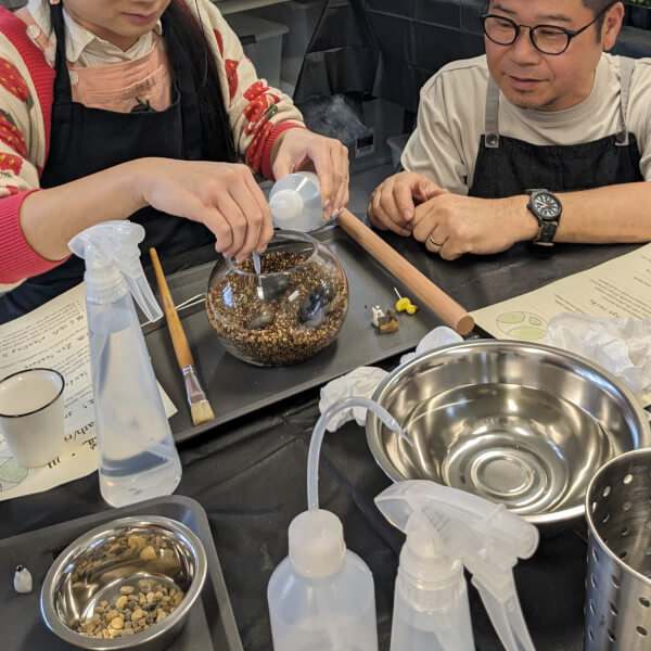 Terrarium class by Terra-Ya | Artisan Japanese Terrariums & Workshops