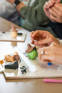 Painting class by The Sunshine Lane Australia