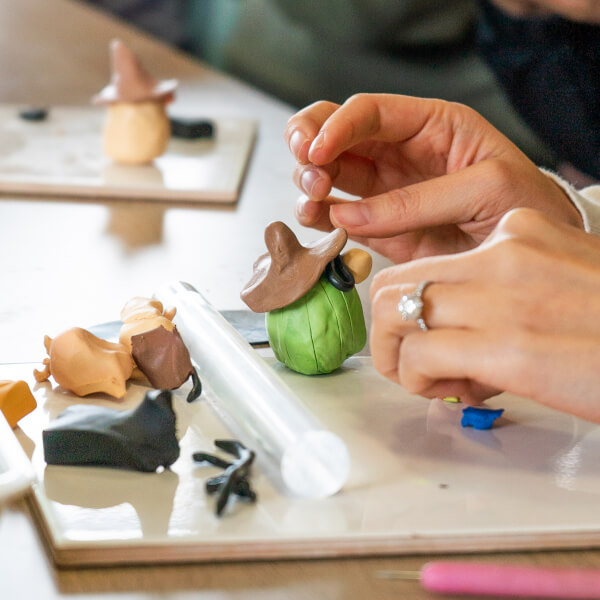 Pottery classes, Maylands