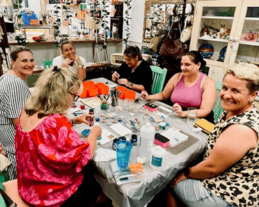 Fluid Art class by Timber Heart Creations