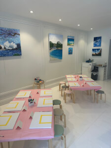 Painting class by Wave Art Pty Ltd