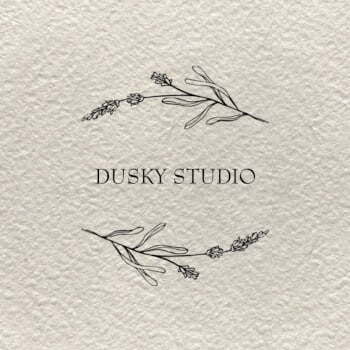 Dusky Studio, fluid art teacher