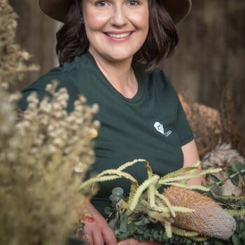 Ela Flora