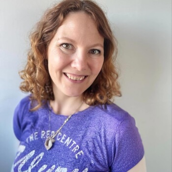 Koi Rina, painting teacher