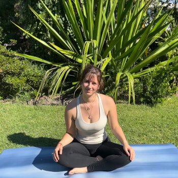 Shalva Yoga, body and soul teacher