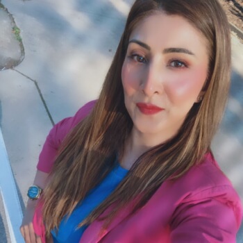 Sonia’s Tesoro, painting teacher