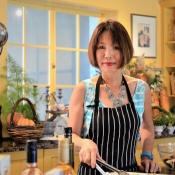 Sumi Saikawa, cooking teacher