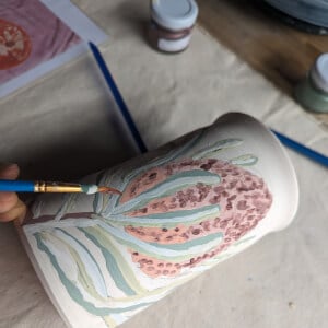 https://classbento.com.au/images/review/ceramic-painting-workshop-clay-soiree-melbourne-review-74017-300.jpg