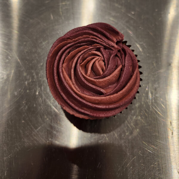 Cupcake Decorating Class: Buttercream Flowers 1 - Beginners Class review by Tania Boyer - Sydney