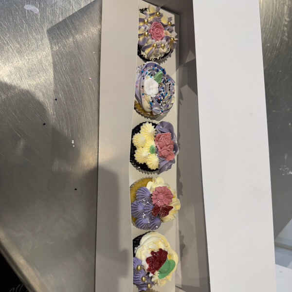 Cupcake Making Class: Swiss Meringue Buttercream review by Monique Coombe - Adelaide