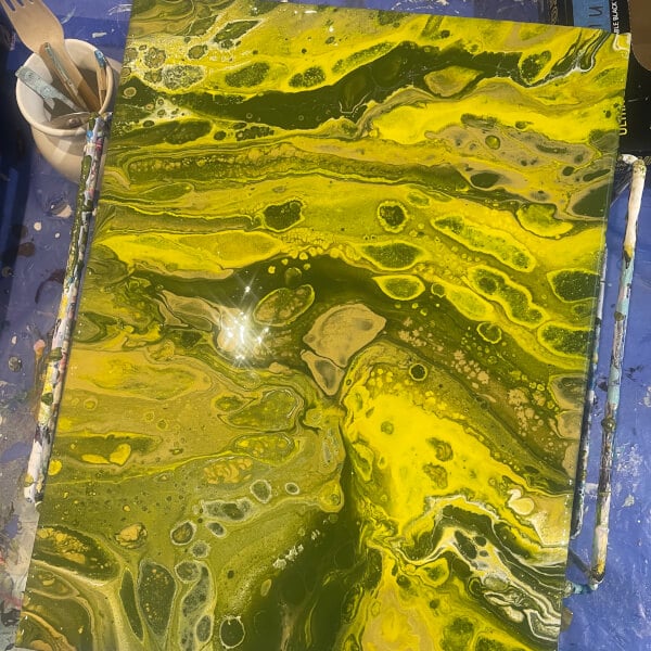Fluid Art Workshop: Flip Cup and Swipe with Silicone Oil review by Di Alphonso - Melbourne