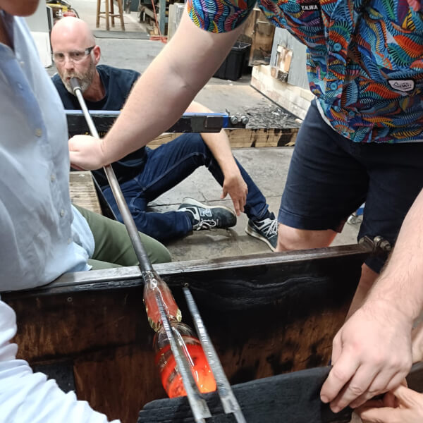 Introductory Glassblowing Workshop review by Carolyn Handley - Melbourne
