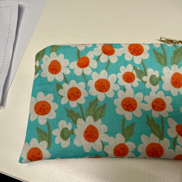 Learn to Sew – Make a Zip Pouch Workshop review by Louise Selby - Perth