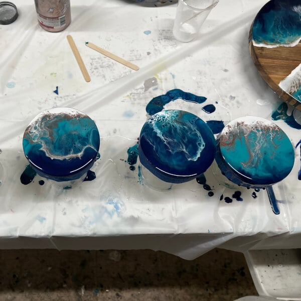 Resin Art Class: Cheeseboard and Coasters review by Sarah Jo Steinhoff - Sydney