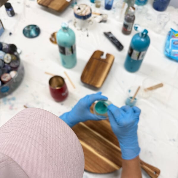 Resin Art Class: Cheeseboard and Coasters review by Lauren Garris - Sydney