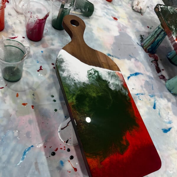 Resin Art Class: Cheeseboards review by Daniel Ally - Sydney