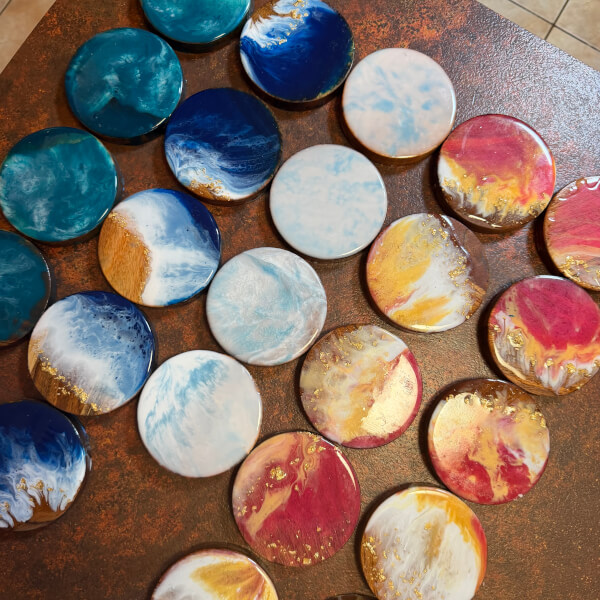 Resin Art Class: Trinket Tray and Coaster review by Paige Thomas - Sydney