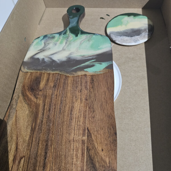 Resin Cheese Board and Sip Class review by Maria Pavlidis - Melbourne