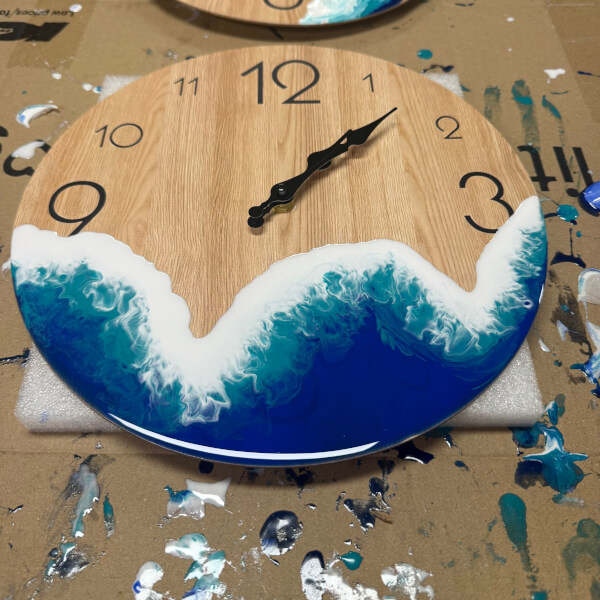 Resin Clock Workshop review by Rebecca Whitford - Brisbane
