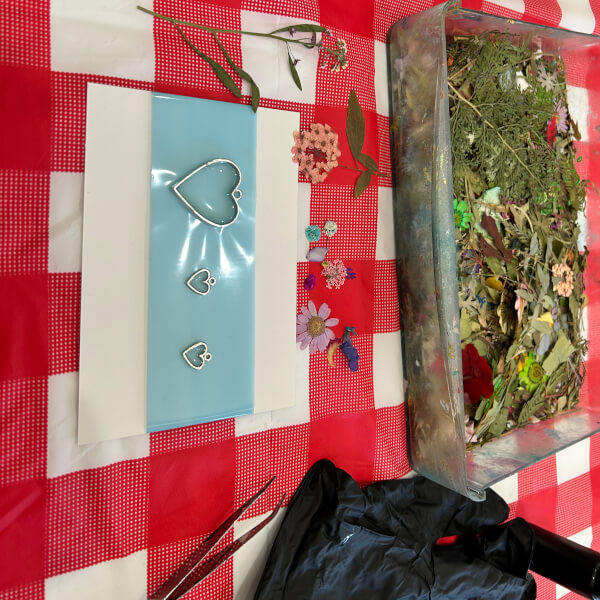 Resin Jewellery Making Class review by Rachel Lee - Sydney