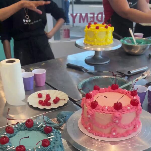 Vintage Cake Decorating Class review by Simran Dryden - Sydney