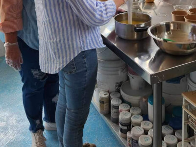 Book Deep Blue Ceramics Studio
