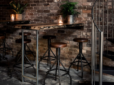 Donny's Bar