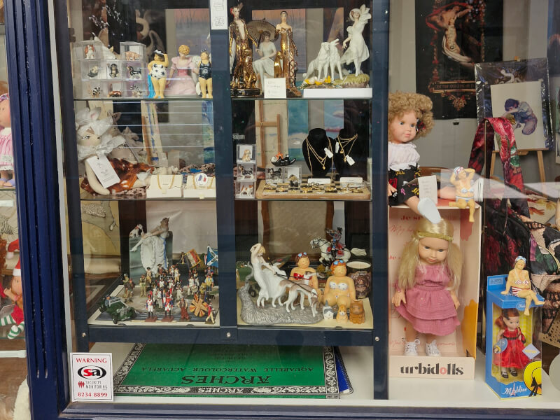 Gallery Lenuancier available for workshops