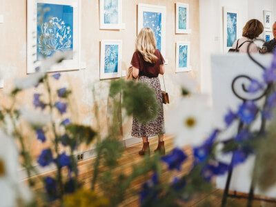 INTO-ARTS Studio + Gallery